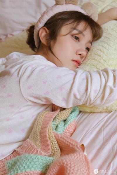 高三妈妈用身体缓解孩子压力 母爱真的很伟大