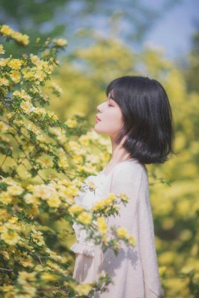 老婆为了销售业务经常出去和客户一起吃饭唱歌