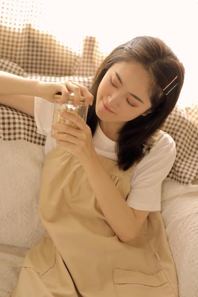 男朋友跟别人一起分享我故事什么意思 怎么办好