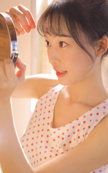 两扇红门夹玉柱下一句是什么意思 两扇红门夹玉柱下一句是什么意思