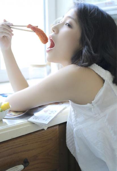 女人莲花开暗示了什么 形容女人莲花什么意思