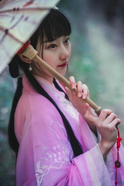 女人为什么能从反抗变成顺从呢 越反抗越激起男人占有欲