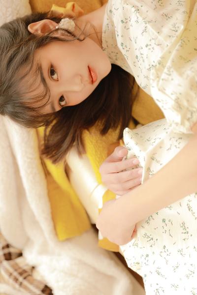 舌绕指探洞深深下一句是什么一般描述什么意思