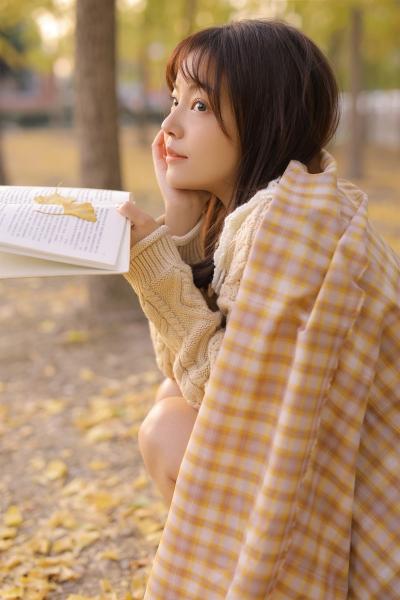 接吻睁着眼睛和闭着眼睛的区别是什么在哪里