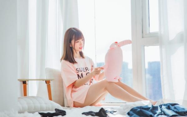 男友当他朋友面让我叫他老公好吗怎么回答