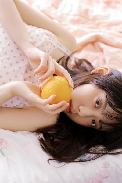 男朋友愿意亲你妹妹代表什么意思心理 男朋友愿意亲你妹妹代表什么意思心理