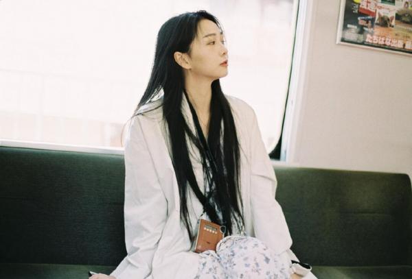 青青河边草青青河边草的由来一般指的什么意思