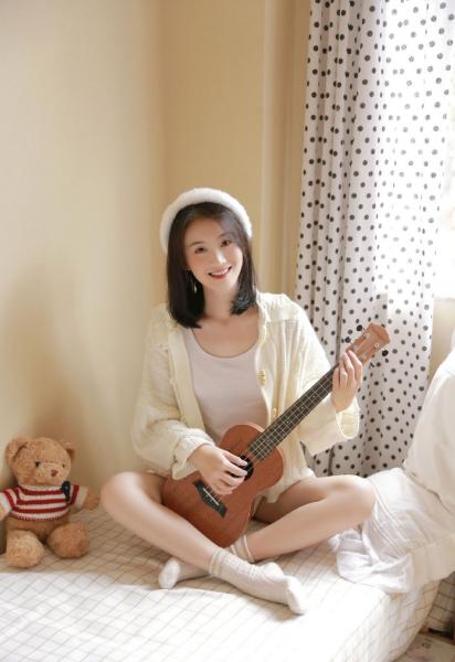 男朋友喜欢让我真空出门这个是为什么